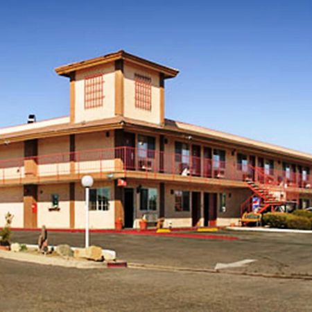 ויקטורוויל Park Avenue Inn & Suites מראה חיצוני תמונה