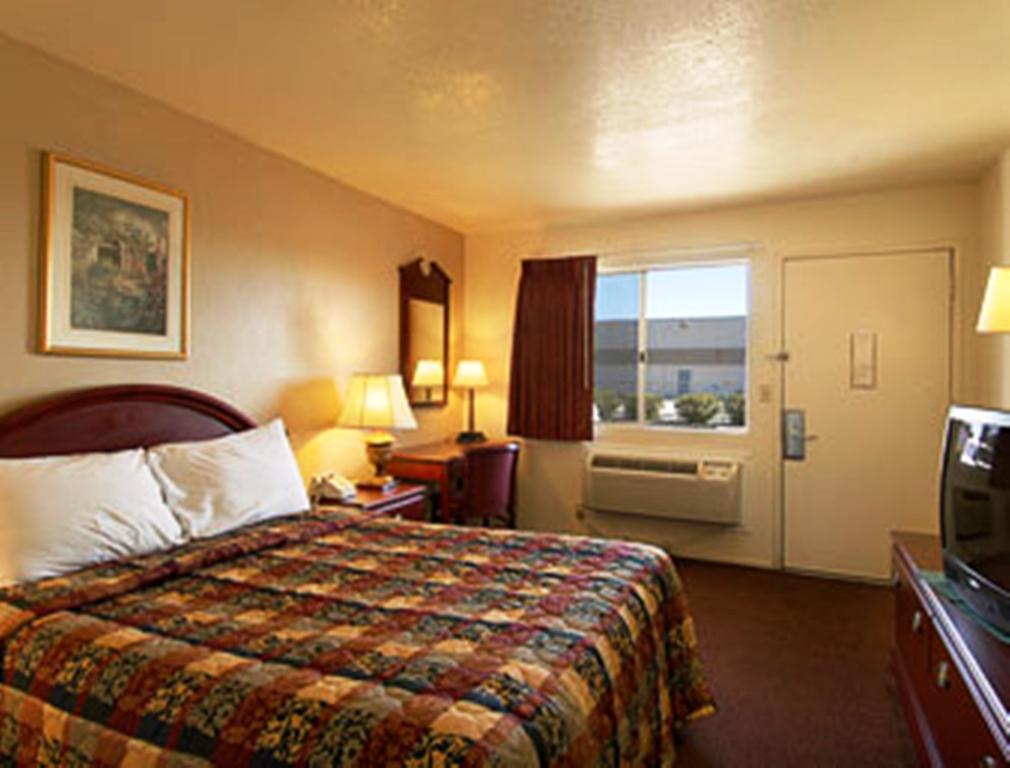 ויקטורוויל Park Avenue Inn & Suites חדר תמונה